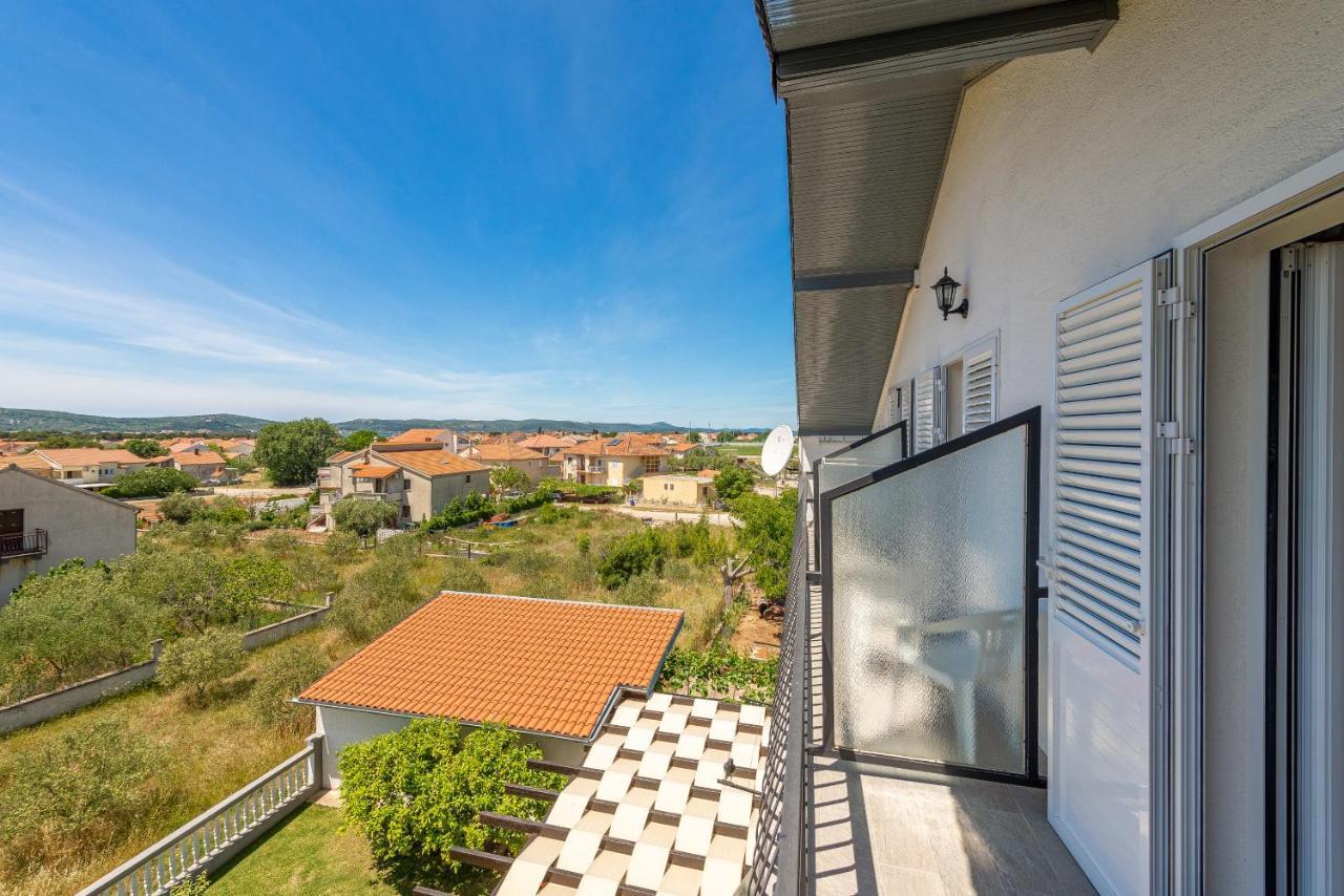 Bed & Breakfast Maki Biograd Na Moru Eksteriør bilde