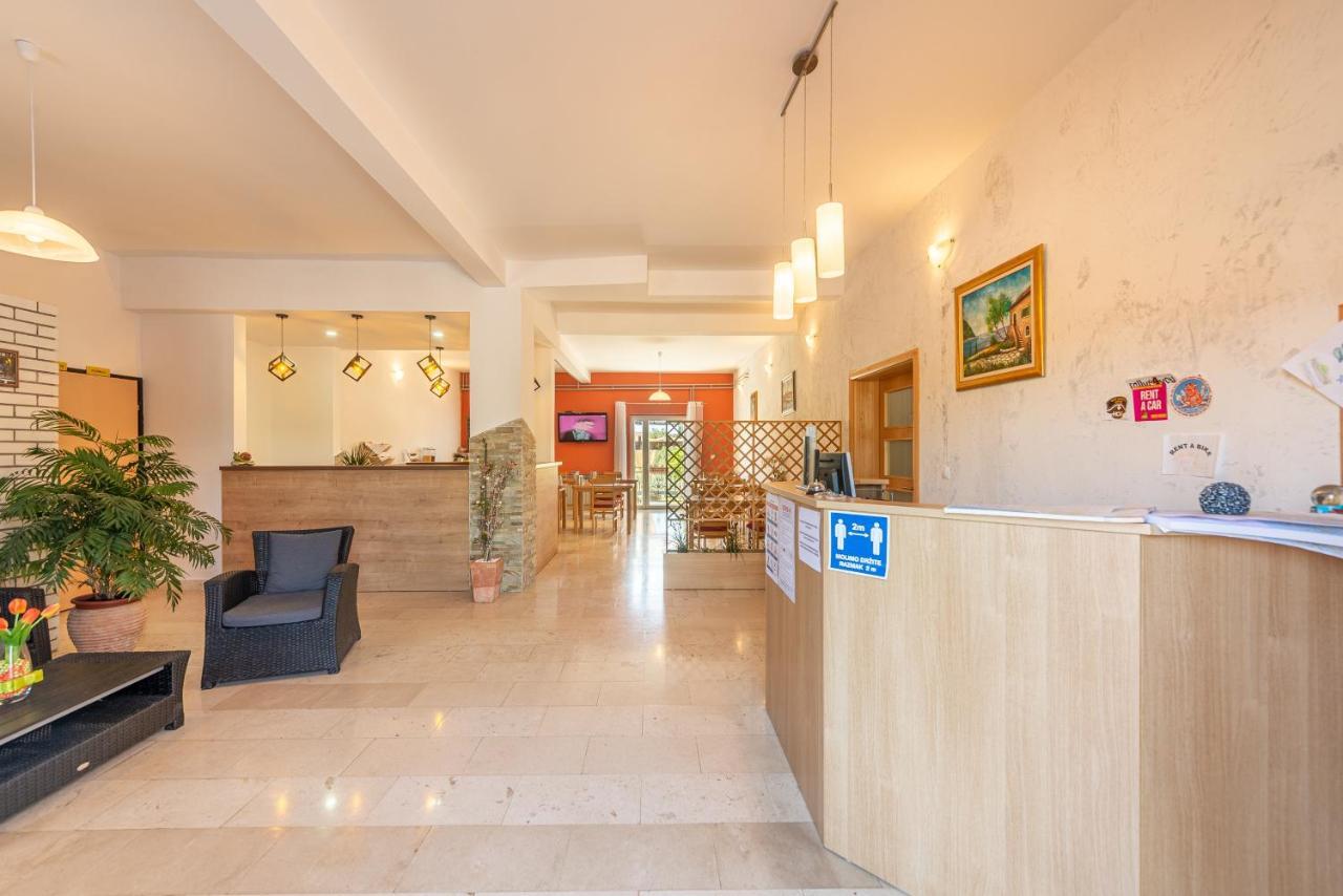 Bed & Breakfast Maki Biograd Na Moru Eksteriør bilde