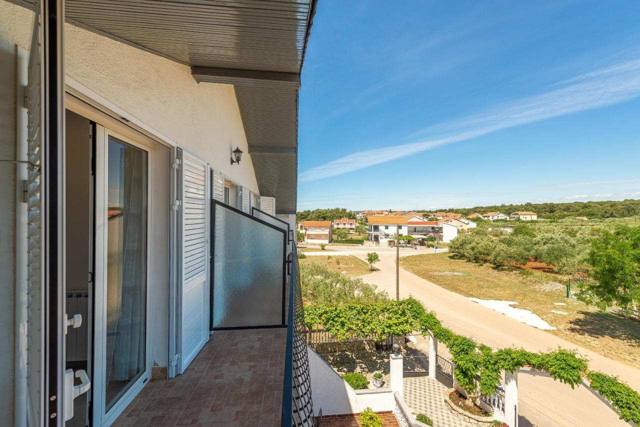 Bed & Breakfast Maki Biograd Na Moru Eksteriør bilde