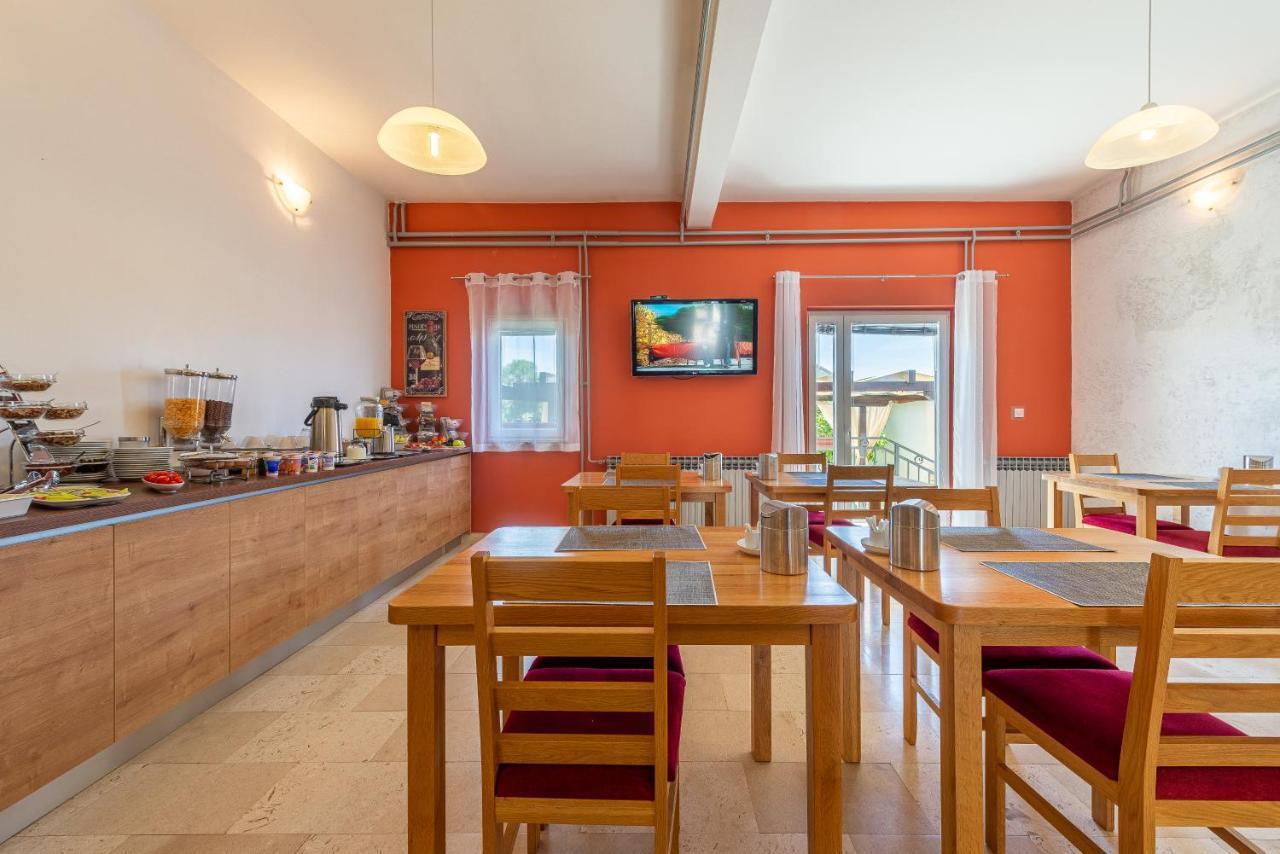 Bed & Breakfast Maki Biograd Na Moru Eksteriør bilde
