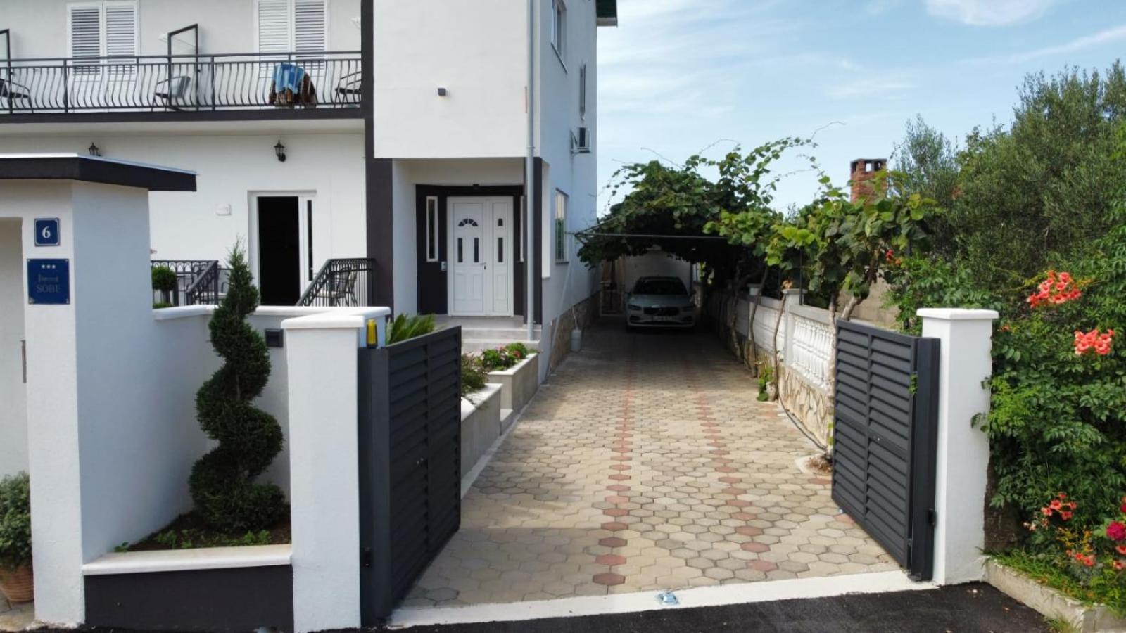 Bed & Breakfast Maki Biograd Na Moru Eksteriør bilde