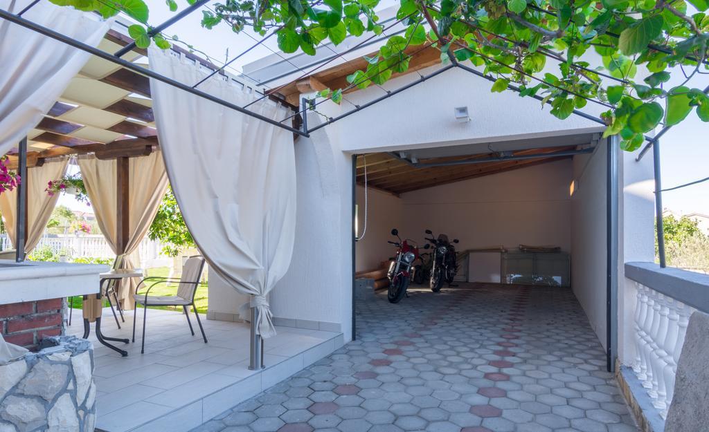 Bed & Breakfast Maki Biograd Na Moru Eksteriør bilde